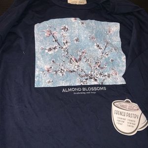 picture long sleeve